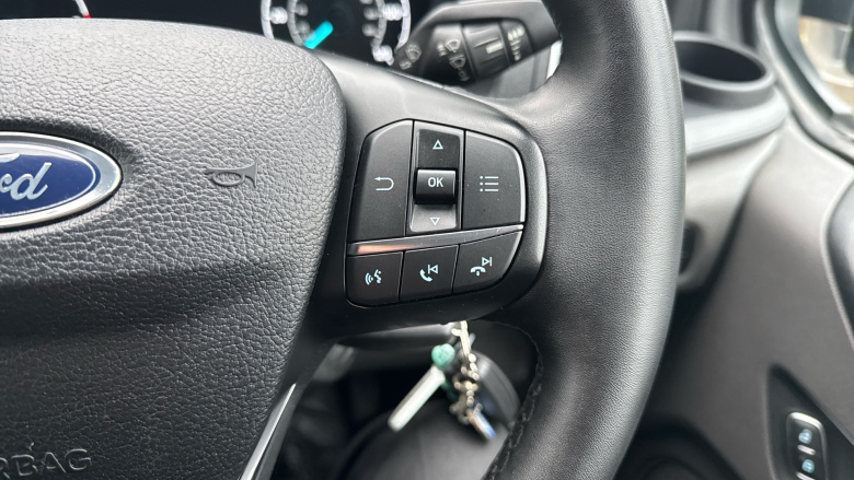 Ford Transit Custom 300 L1 Diesel Fwd 2.0 EcoBlue 170ps Low Roof D/Cab Limited Van